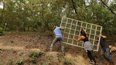 1:00 PM: Building Off The Grid (S1) | Discovery Channel | 10/1 2026