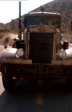 Carey Loftin as General Bradley's Driver 
  
  
  (as Cary Loftin)