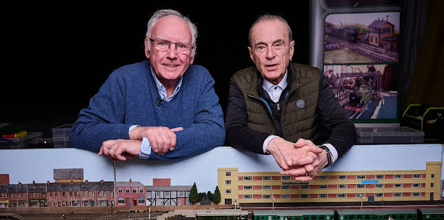 10:00 PM: Little Trains & Big Names with... | More 4 | 11/19 2025