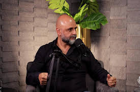 Segundo acto season-1: Encontrar o cambiar tu pasión después de los 35, con Alonso Herrera