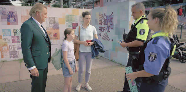 18:00: Lenßen hilft | Sat1 | 12/23 2025