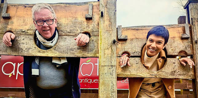 4:30 PM: Antiques Road Trip (S31) | BBC One | 11/20 2025