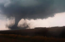 In the Eye of the Storm, Season 1: Texas Tornado