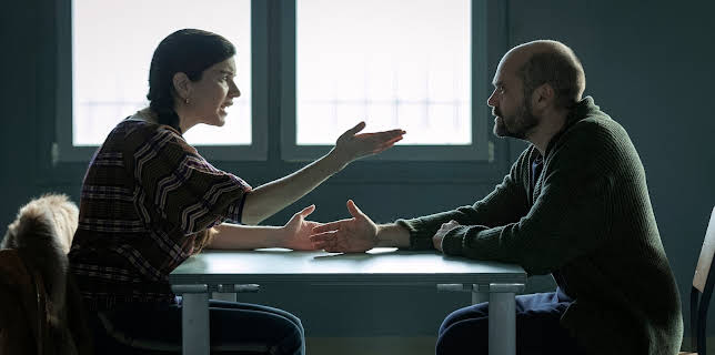 00:10: Andre folks penger: Fellende bevis | NRK 2 | 11/15 2025