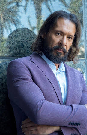 Mo Anouti as 