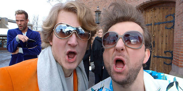 23:45: Martin og Mikkelsen | NRK 2 | 1/19 2026