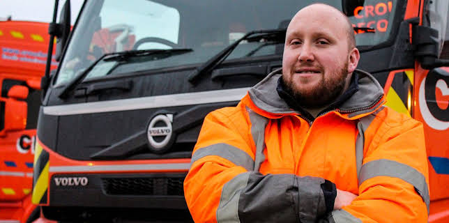 3:00 AM: Trucking Hell (S3 E11) (S3) | Paramount | 1/13 2026