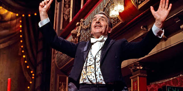 8:00 PM: The Good Old Days | BBC Four | 1/10 2026