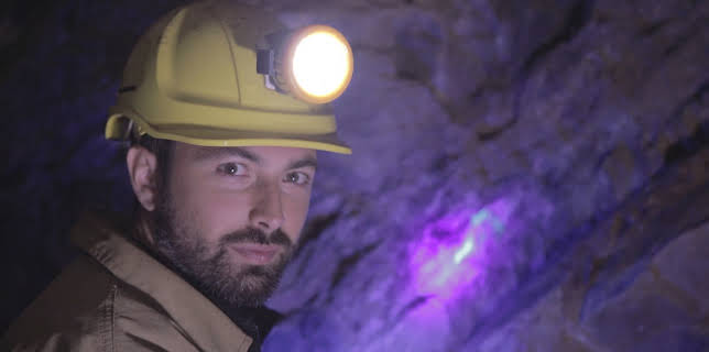 18:45: Uran - Das unheimliche Element | ZDFinfo | 12/1 2025