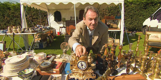 12:30 PM: Bargain Hunt (S49) | BBC Two | 1/24 2026