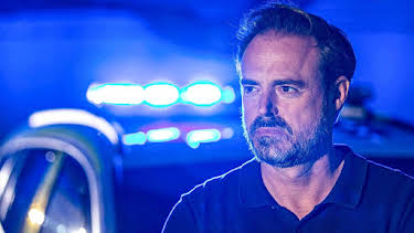 12:00 PM: Traffic Cops (S10 E3) (S10) | 5 Star | 1/7 2026