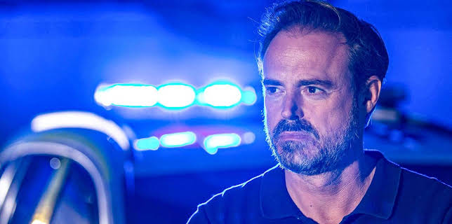 12:00 PM: Traffic Cops (S10 E3) (S10) | 5 Star | 11/19 2025