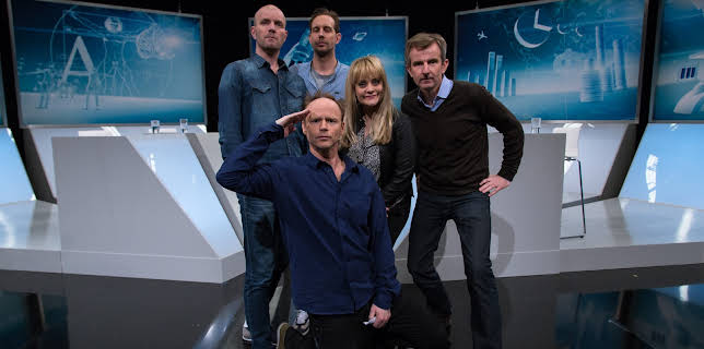 00:30: Brille (S2 E6) (S2) | TVNorge | 11/13 2025