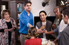 Mi Marido Tiene Familia season-1: Mi Marido Tiene Familia Capítulo 16