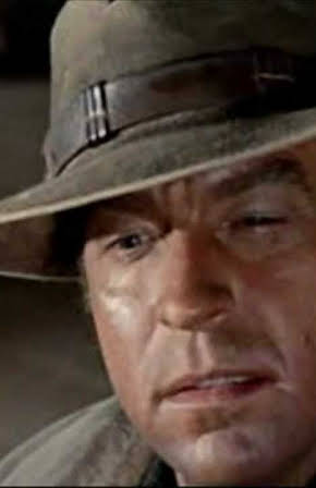 Antonio Molino Rojo as 