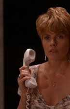 Melanie Norris como Helen Moss