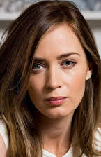 Emily Blunt como 