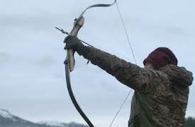 Outlast: Luring the Enemy