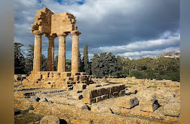 Meraviglie: A Tour of Italy's Wonders: S1E02