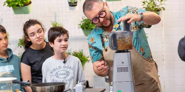 13:30: besseresser goes Schule - Lege packt's an | ZDFinfo | 2/1 2026