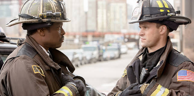 19:35: Chicago Fire (S8 E14) (S8) | Viasat Series | 12/13 2025