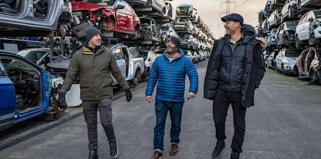 3:00 PM: Top Gear (S32 E4) (S32) | Dave | 12/8 2025