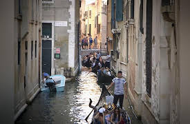 Venice - The Whole Story: Episode 2