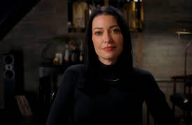 Glitter and Greed: The Lisa Frank Story: Episode 1