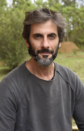 Flávio Tolezani as 