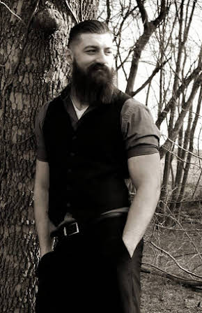 Jack Norman as Bus stop patron