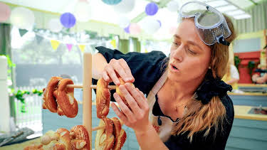 20:00: Bakemesterskapet: Smak av Europa – del 1 | NRK Tegnspraak | 4/30 2026