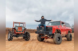 Faster With Finnegan: K5 Blazer LS Swapin’ a Mud Truck!