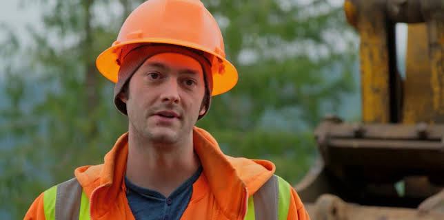 22:00: Tuffa timmerstockar (S3 E1) (S3) | TV10 | 1/29 2026