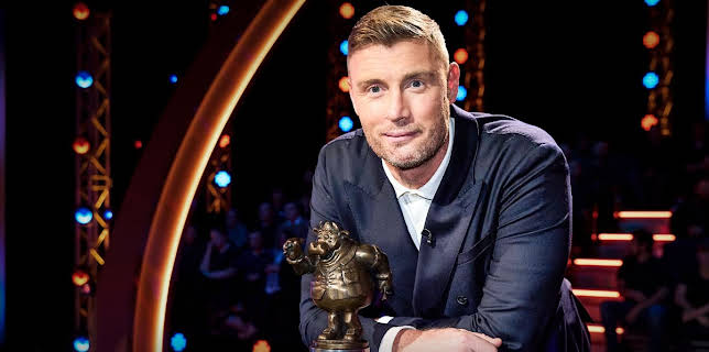 10:00 PM: Bullseye Christmas Special | Challenge | 12/25 2025