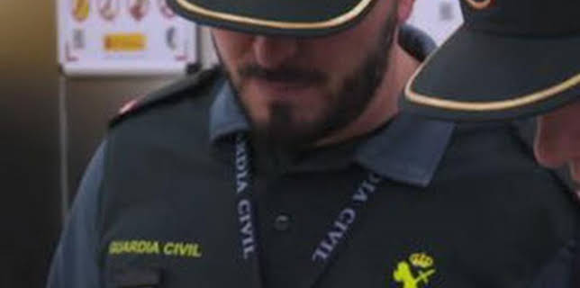 00:49: Control de fronteras: España: Episodio 6 | Discovery Max | 12/25 2025