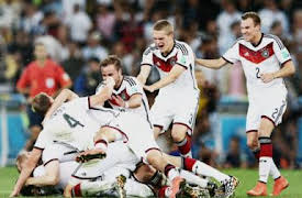 Becoming Champions: Alemania: El vuelo del Fénix