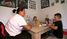 Hartz Rot Gold (S3 E13)