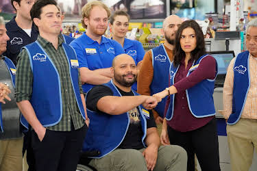 11:30: Superstore (S3 E13) (S3) | Viasat Series | 6/3 2026