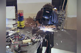 Mythbusters: The Search: Hollywood Plane Landing