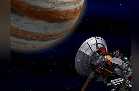 Black Holes, Tides, and Curved Spacetime: Understanding Gravity: Light in Curved Spacetime