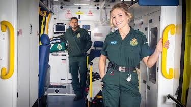 12:10 AM: 999: On the Front Line | More 4 | 8/28 2026