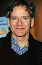 Campbell Scott como Leonard