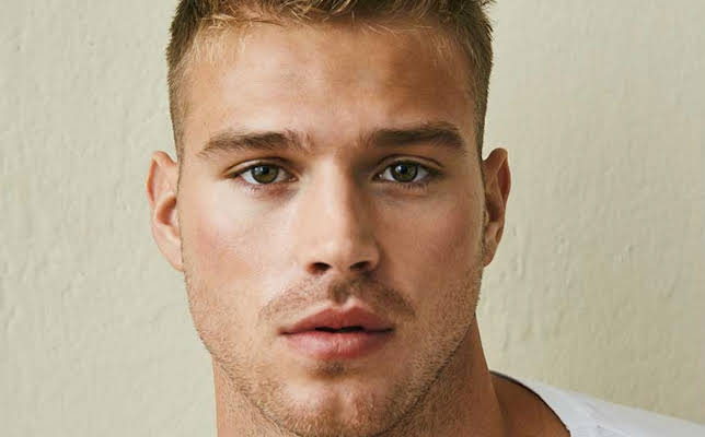 Matthew Noszka