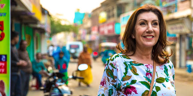 2:45 AM: Jane McDonald's Weekends Away (S1 E3) (S1) | 5 Select | 11/8 2025