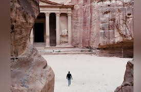 Traveling the Roman Empire: Petra: Rome and the Rose City