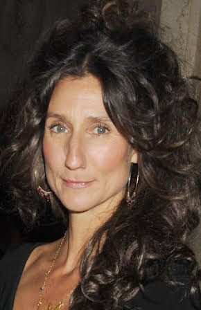 Anna Patrick as Miss Danvers