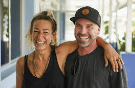 90 Day Fiance: Love in Paradise, Season 1: Tropic Like It's Hot