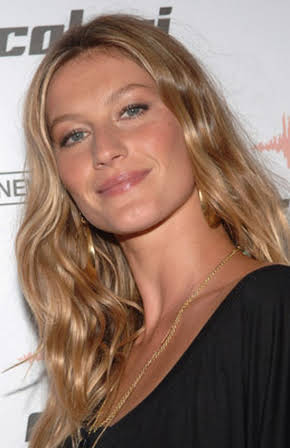 Gisele Bündchen as 