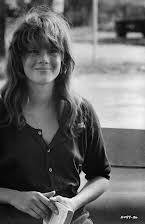 Laurie Bird as 
