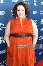 Rebecca Metz as Tressa